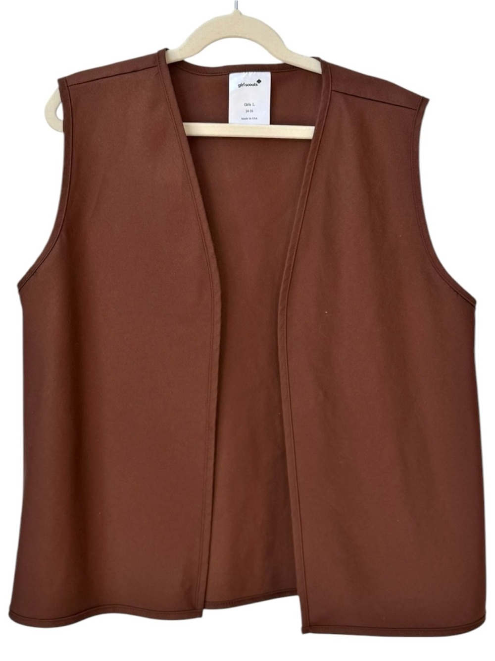 Girl Scouts Girls Official Brownie Brown Sleeveless Vest. Large. 14-16.